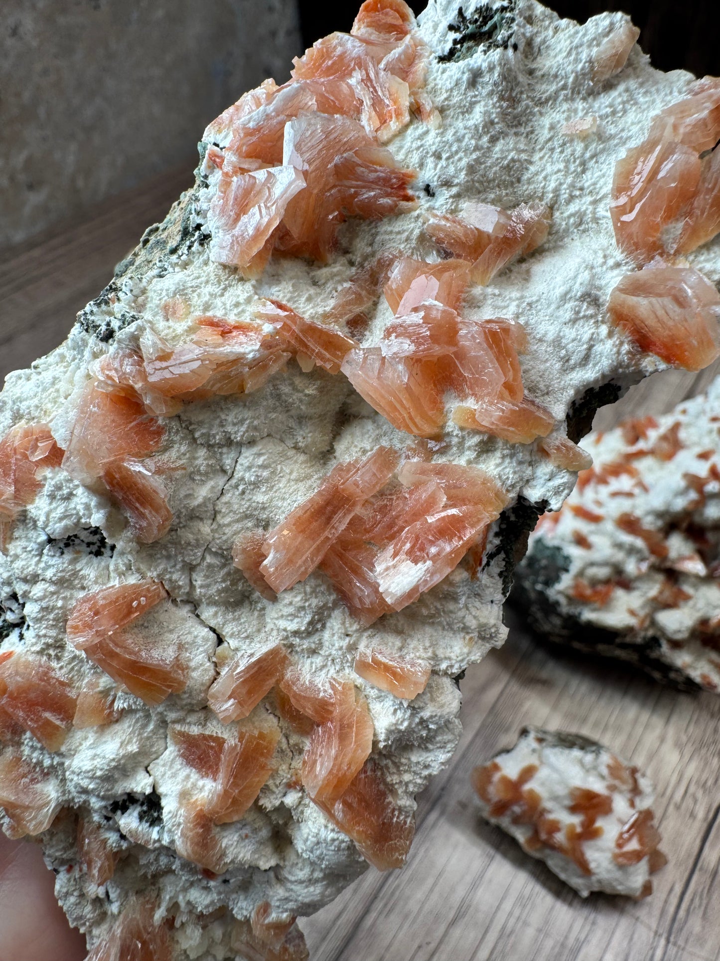 Chabazite on Basalt Matrix — Lot A